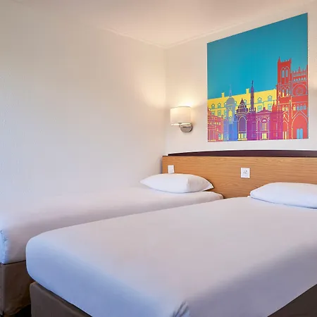 Otel Kyriad Direct