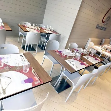 Kyriad Direct Hotel